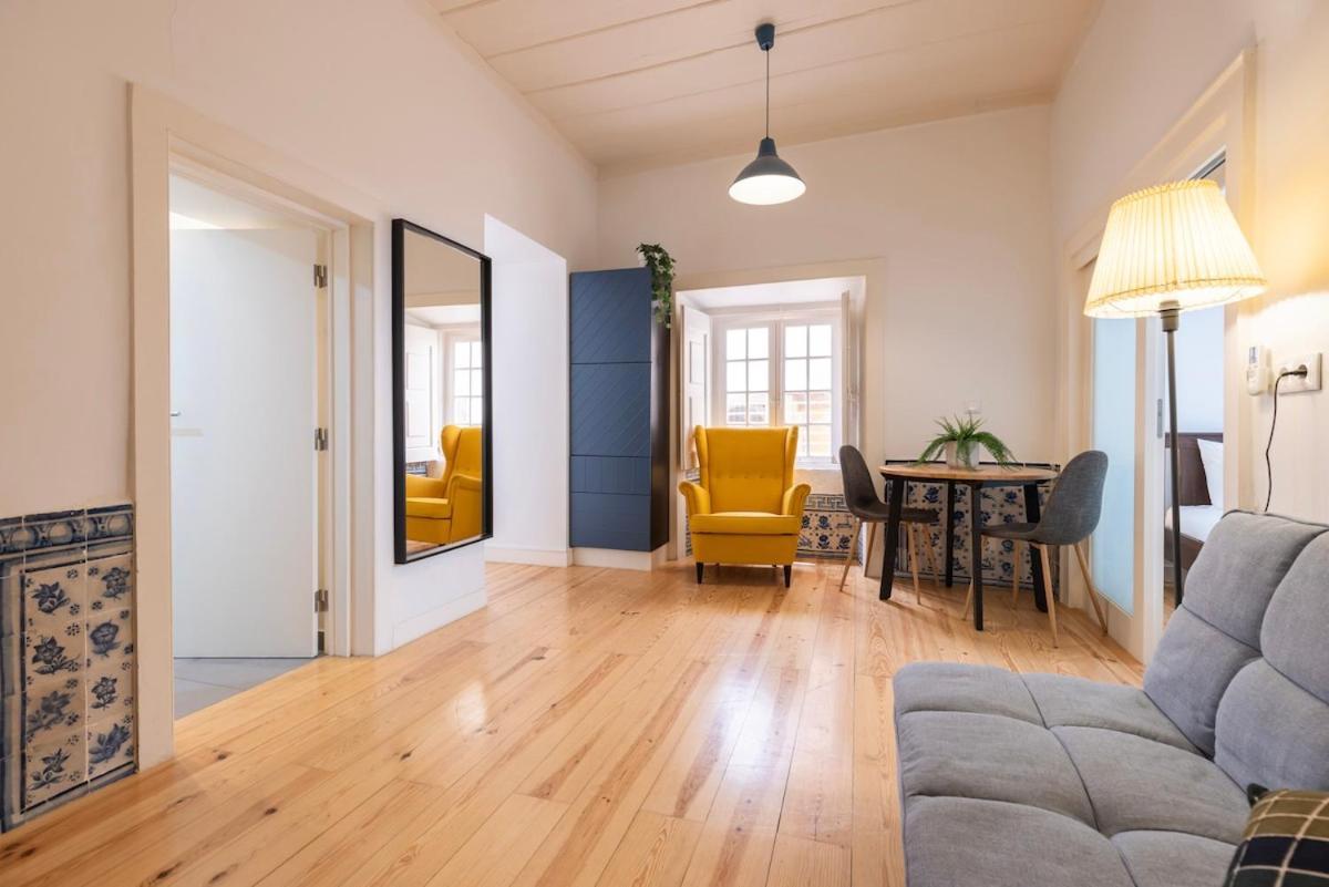 The Nest Of Carriao Street Apartment